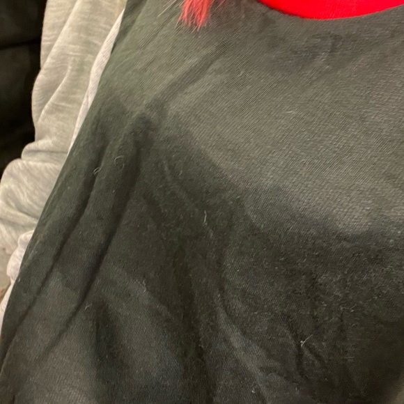 Black running sweater - Picture 5 of 9